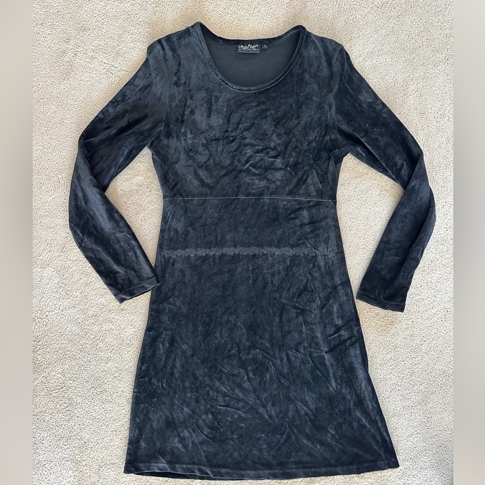 Elegant Black Long Sleeve velour Dress